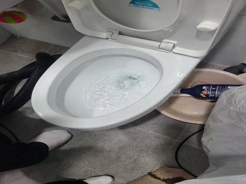 청라 변기막힘 작업사례