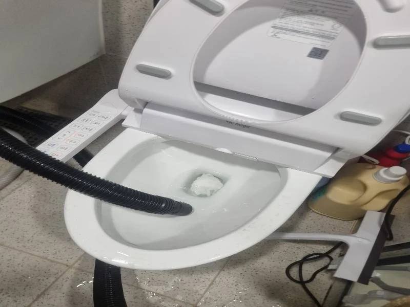 청라 변기막힘 작업사례 2